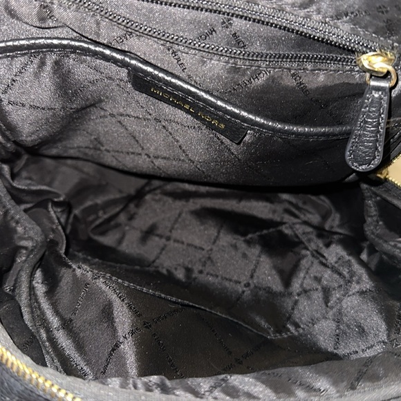 ⭐️Michael Kors backpack purse and matching wallet. main image 8